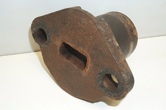 AXLE PIN RETAINER