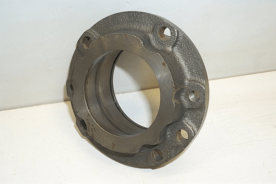 COUNTERSHAFT RETAINER