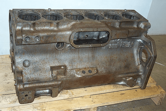 CYLINDER BLOCK