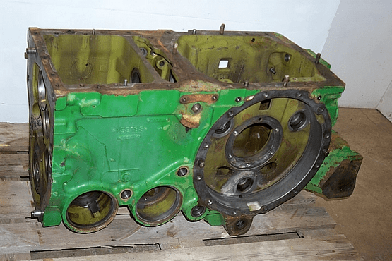 TRANSMISSION CASE