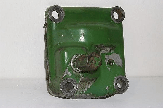 OIL PRESSURE REGULATOR HOUSING