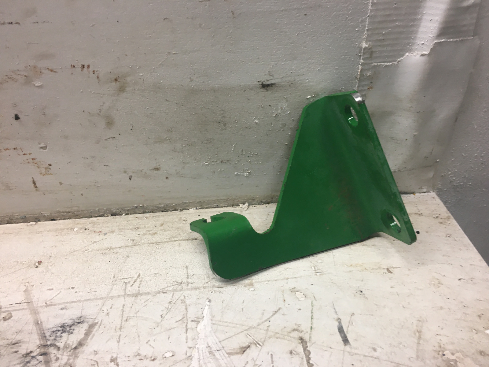 CABLE BRACKET
