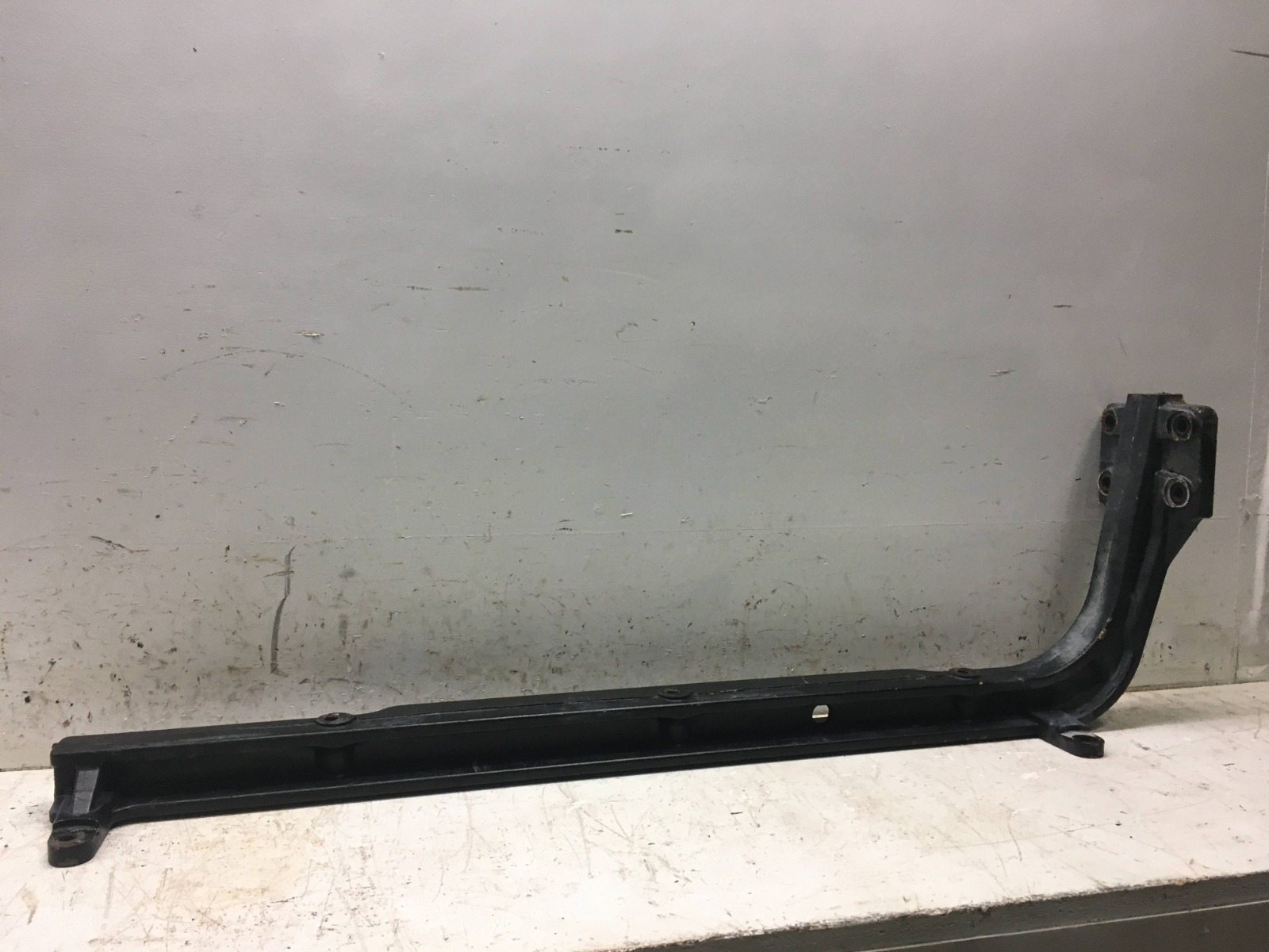 BATTERY BOX SUPPORT