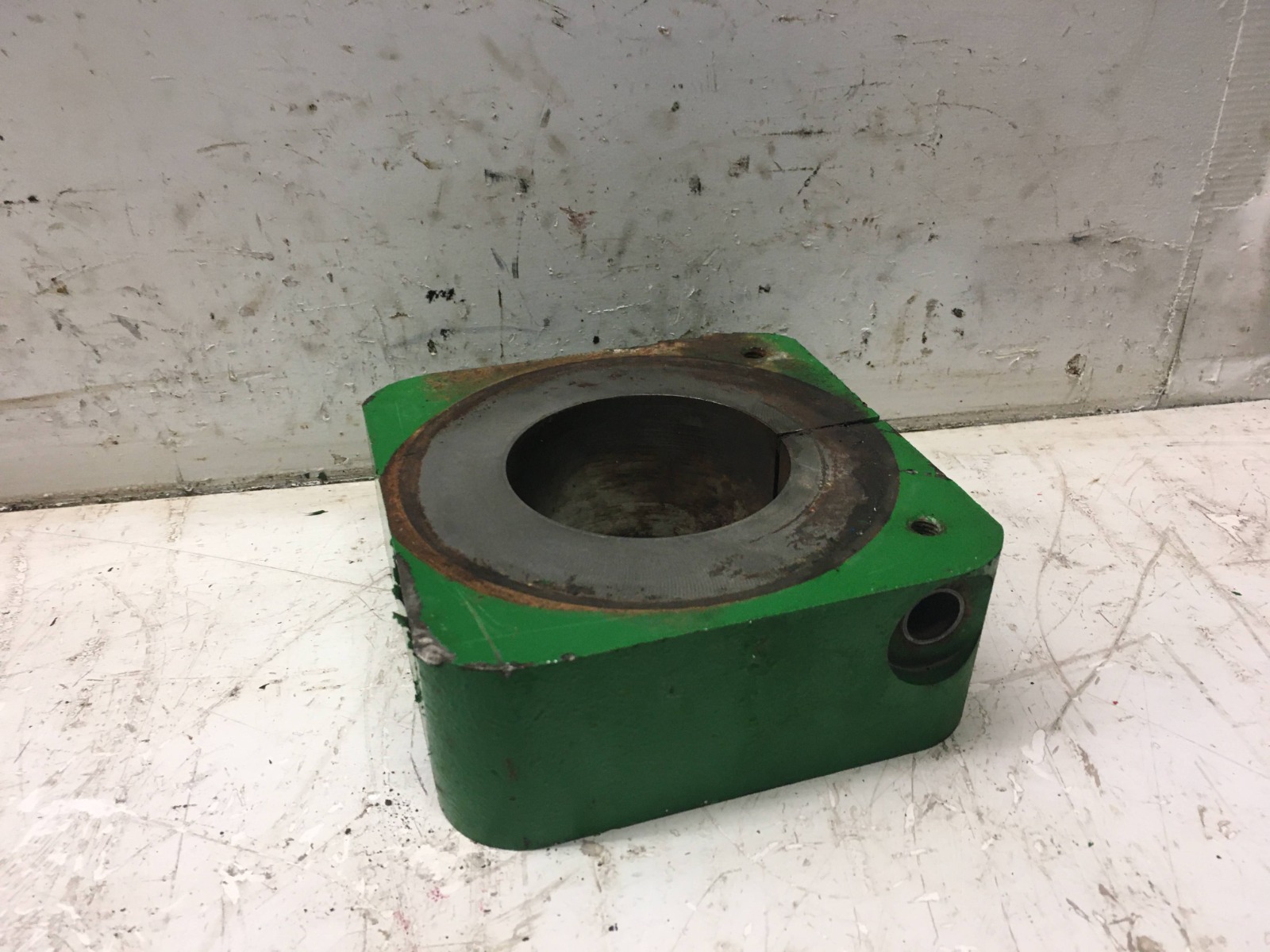 ROCKSHAFT SUPPORT