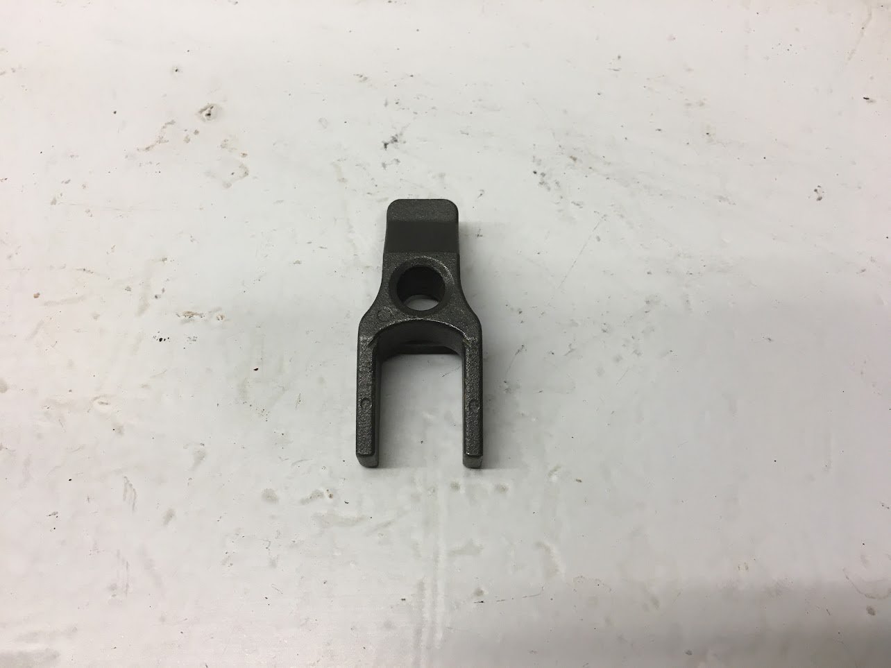 INJECTOR CLAMP