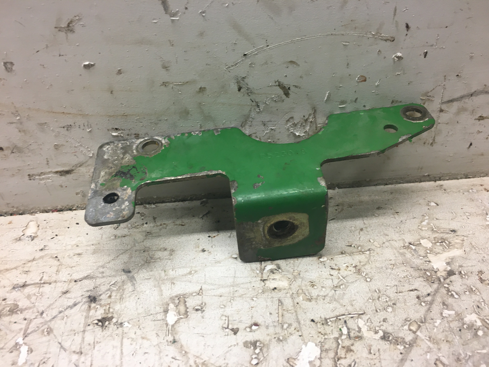 FUEL BRACKET