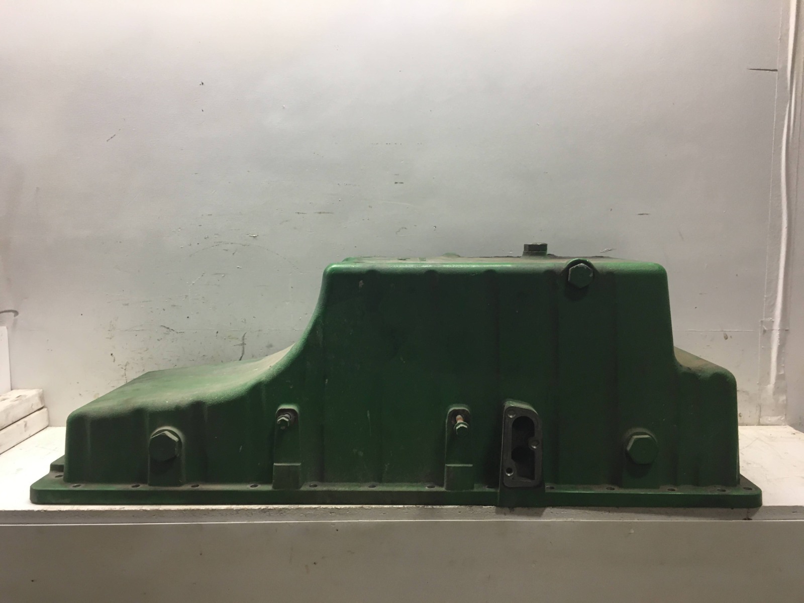 OIL PAN