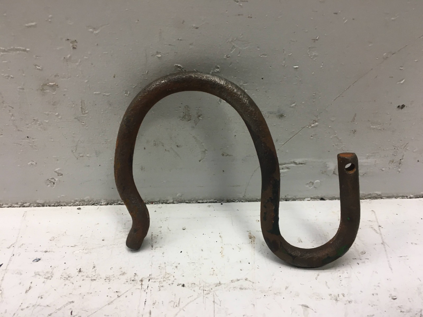 CENTER LINK HOOK