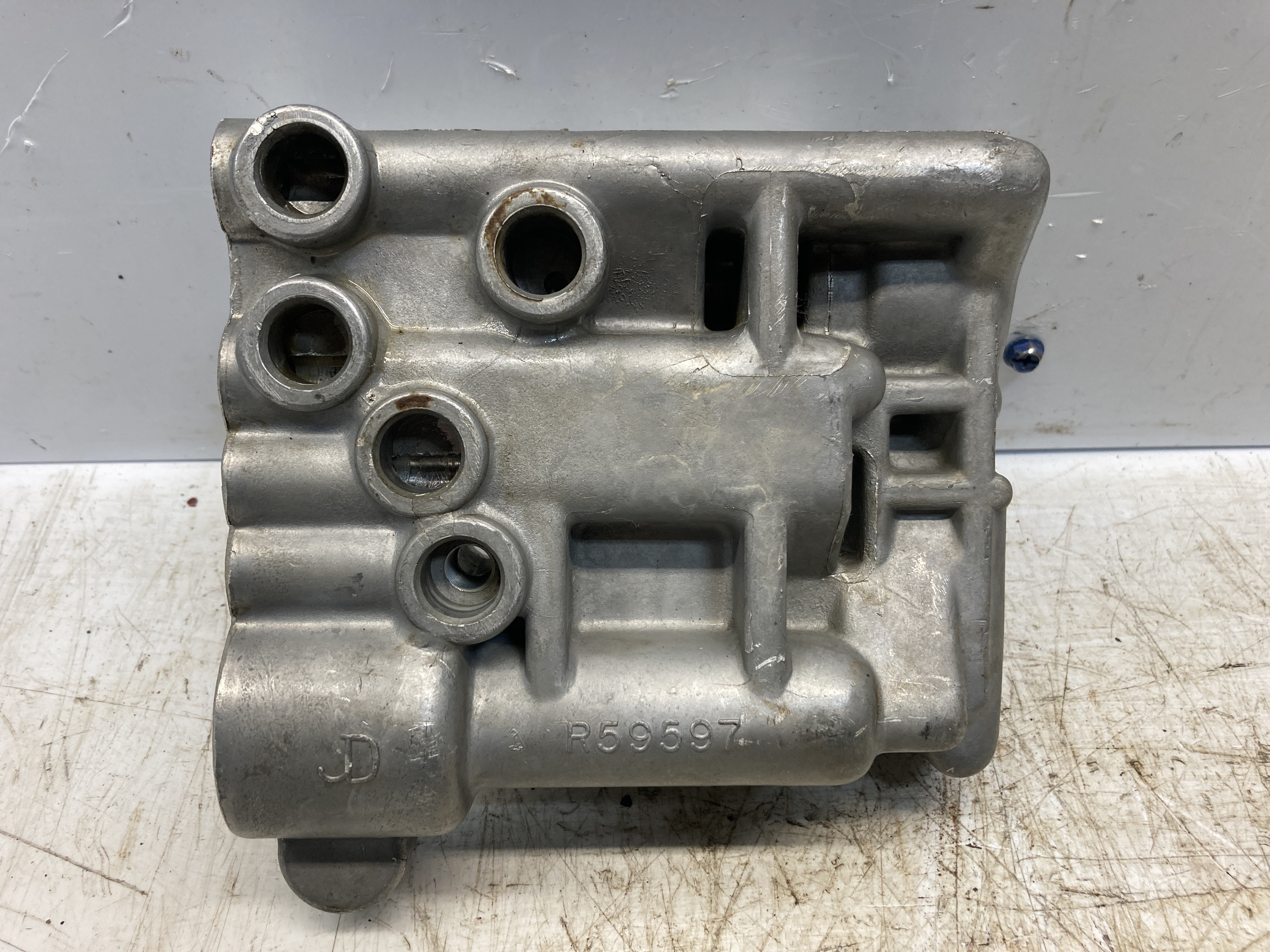 CLUTCH VALVE HOUSING