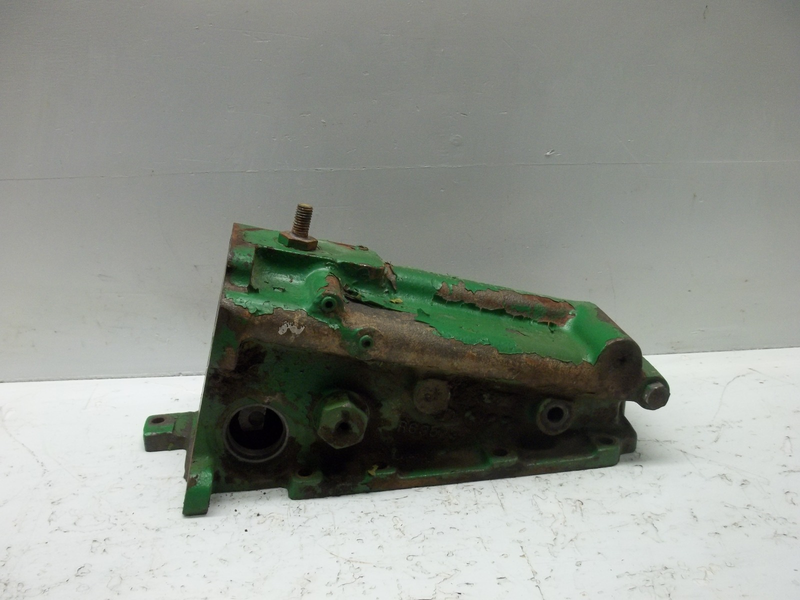ROCKSHAFT CONTROL VALVE HOUSING