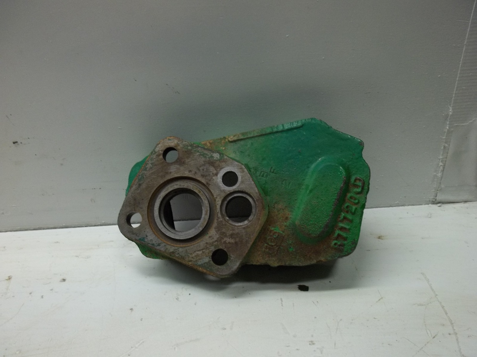 LOAD CONTROL VALVE HOUSING