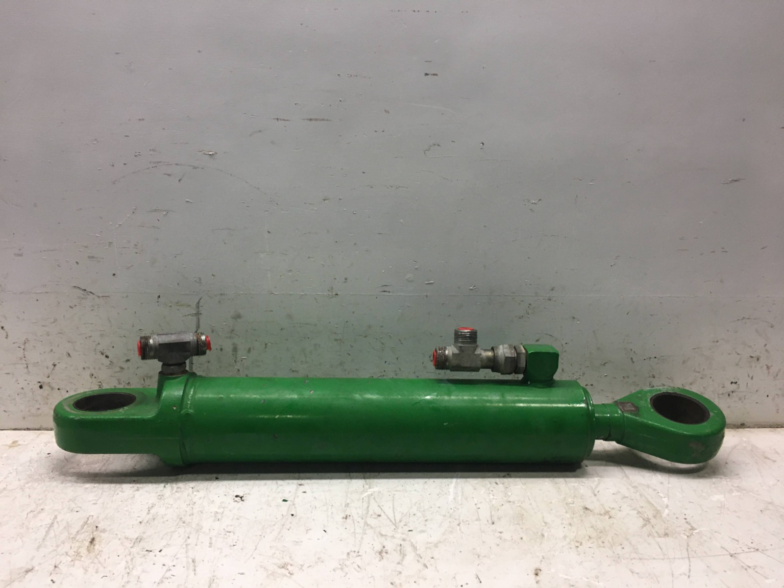 STEERING CYLINDER