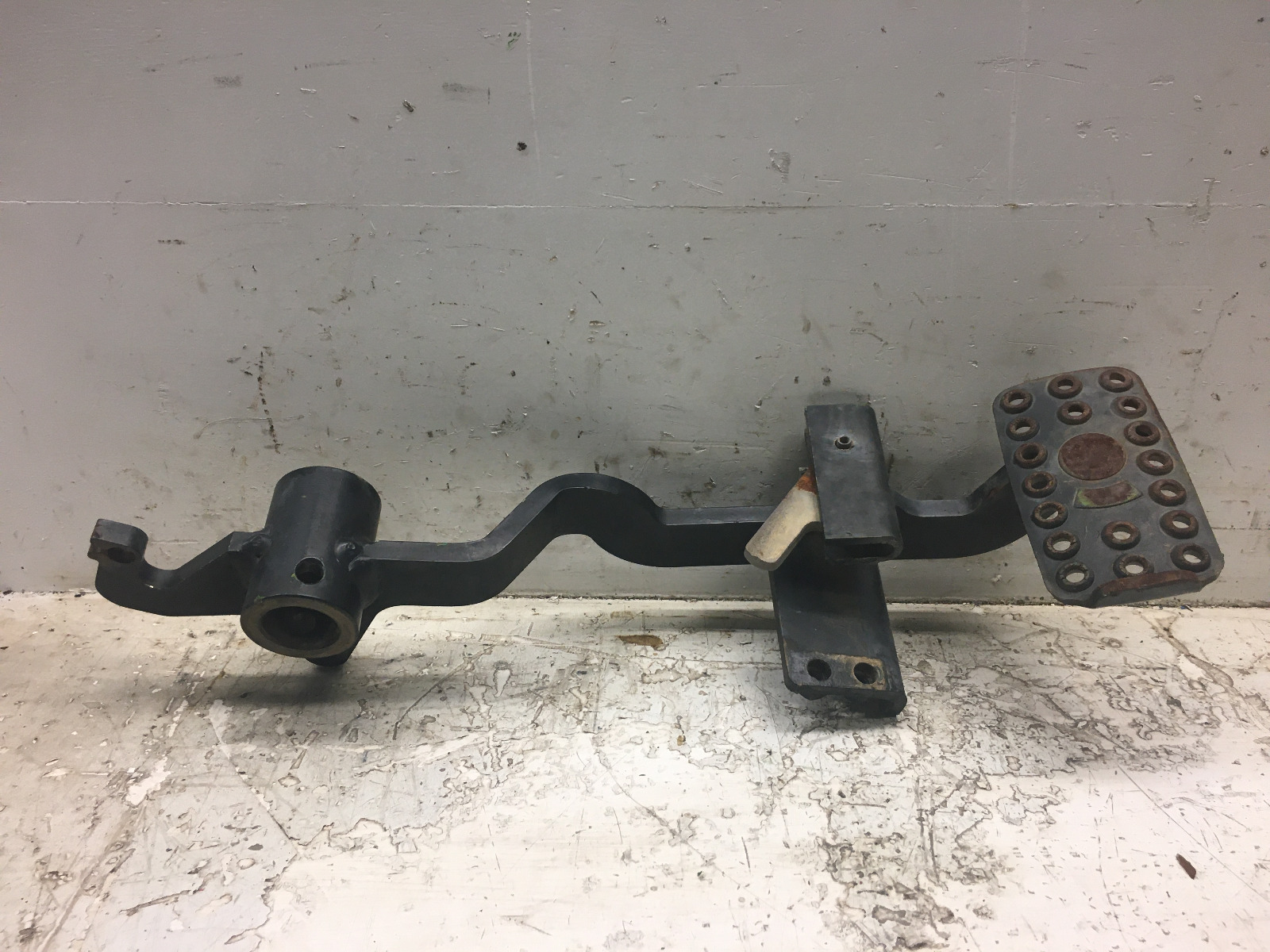 BRAKE PEDAL - L.H.