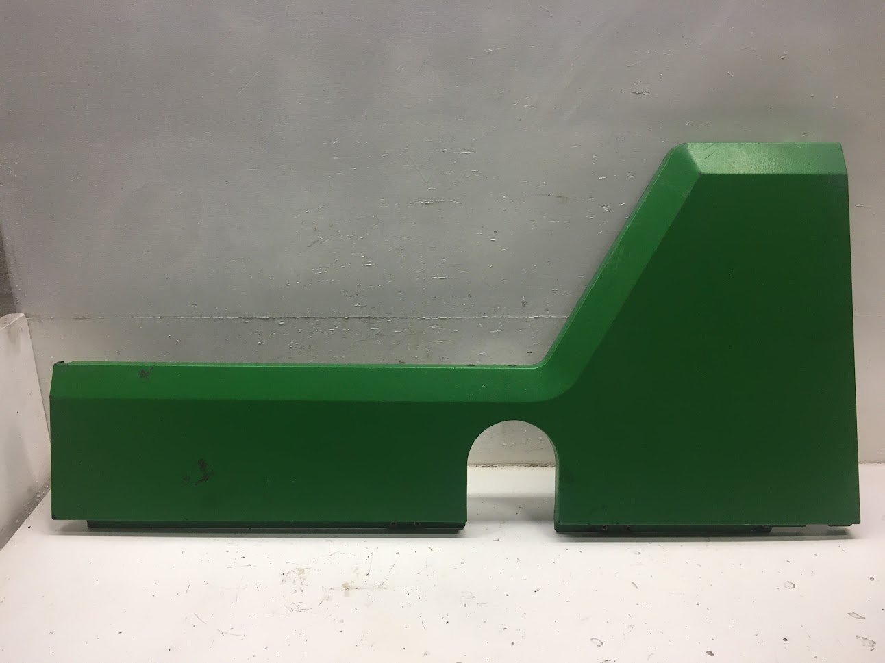 PANEL - L.H.