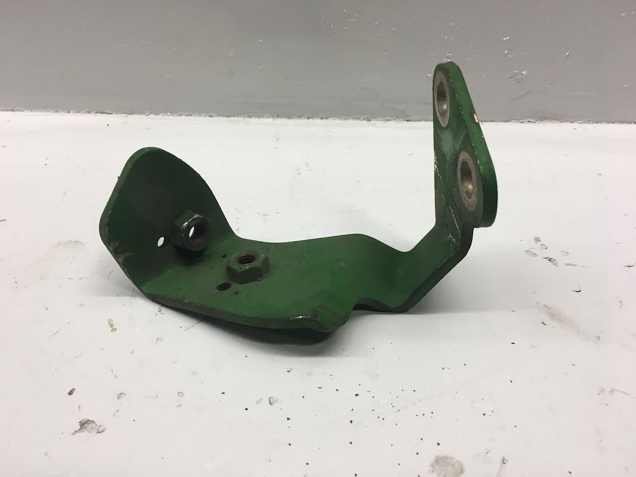 HARNESS BRACKET