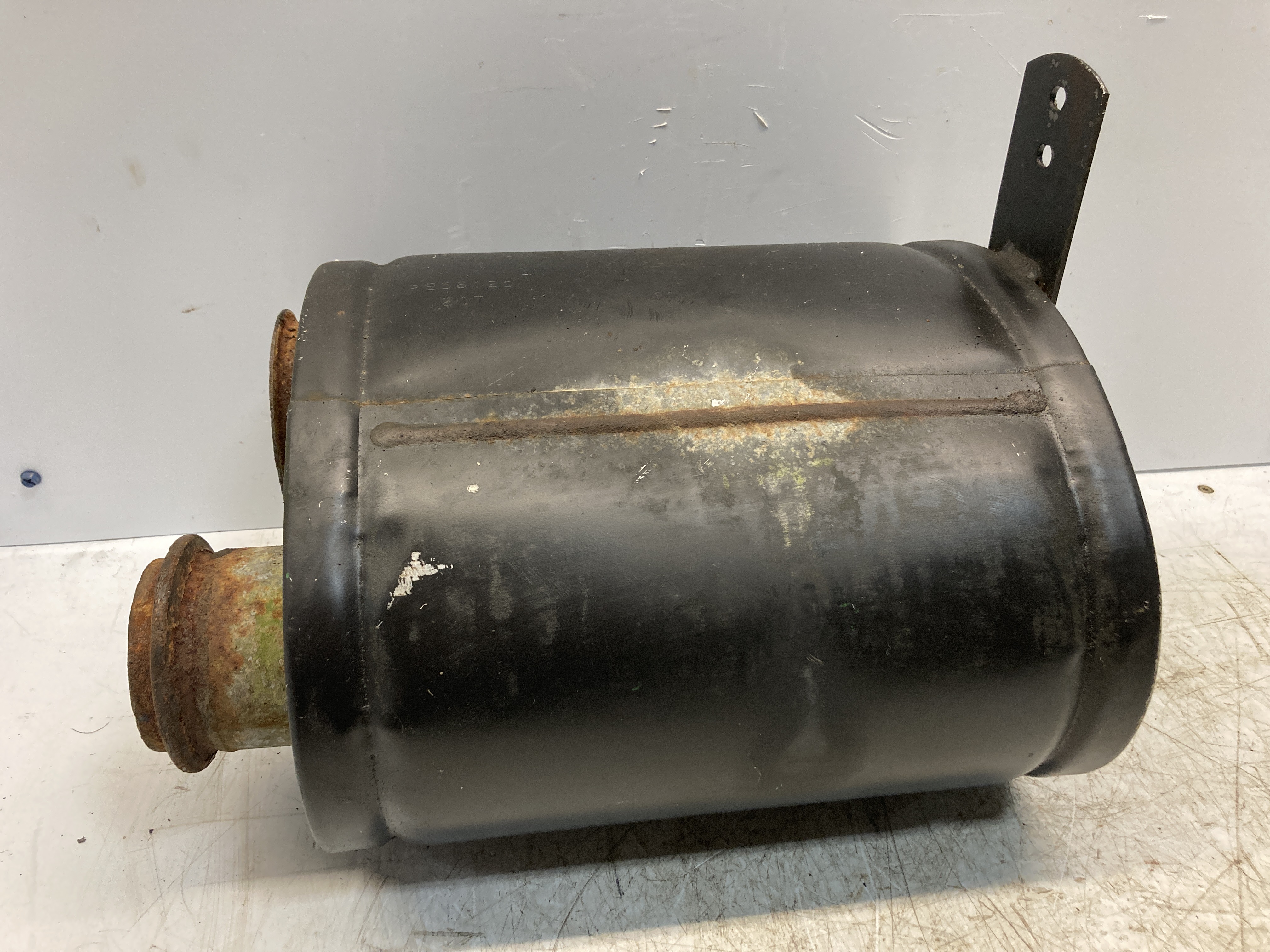 MUFFLER