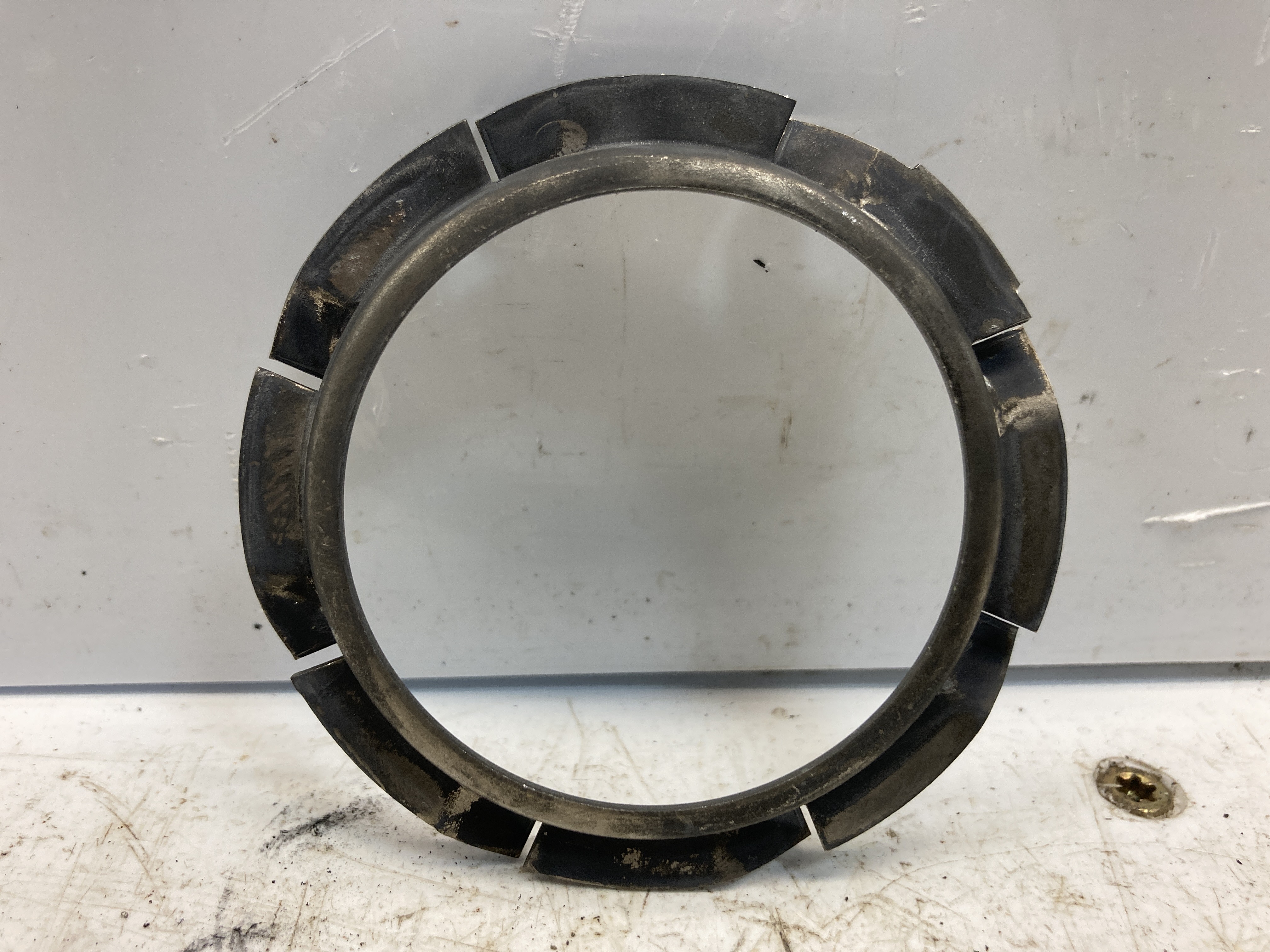 CLUTCH RETAINER