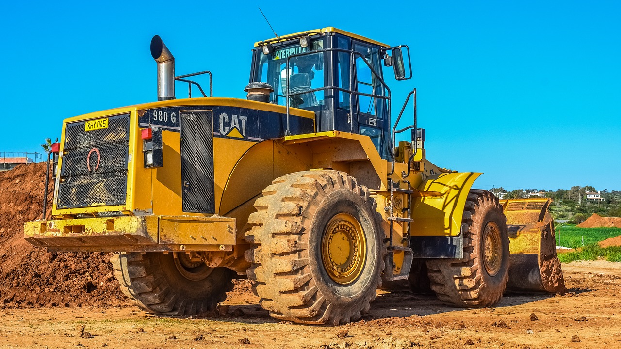 The 4 Steps to Buying Heavy Equipment 